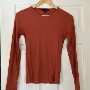 NWOT Banana Republic Ribbed T